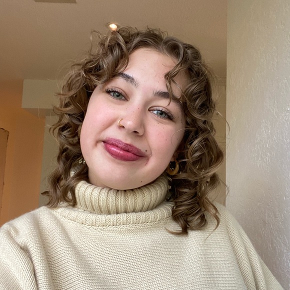 Meet your Posher, Tanner kate - Picture 1 of 1